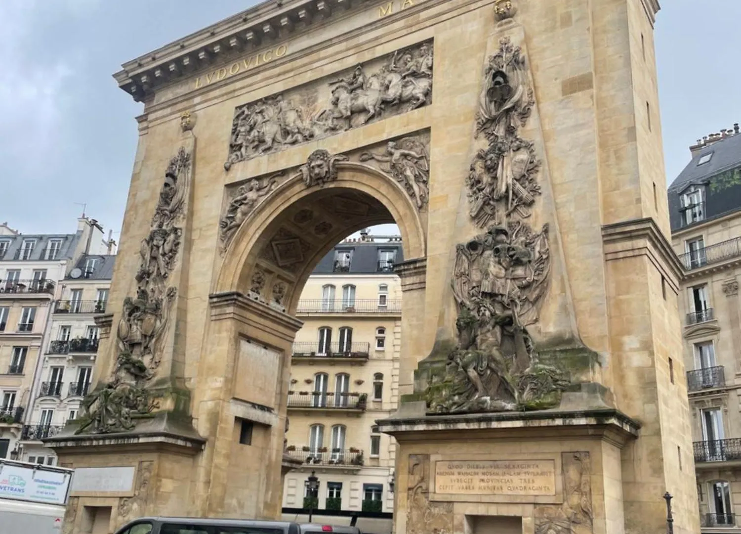 Apartment Apparemment Familiale Centre 3ch 3sdb Paris